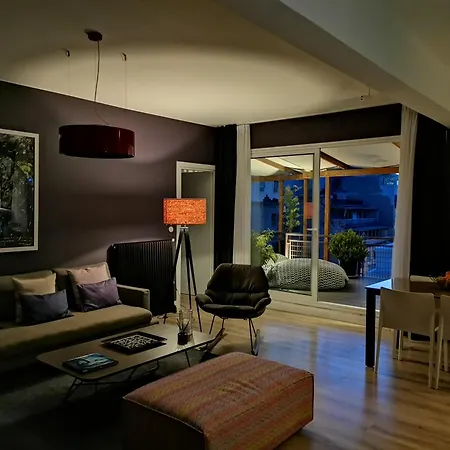 Daire Stylish Loft Downtown *
