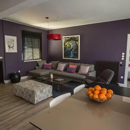 Stylish Loft Downtown * 塞萨洛尼基