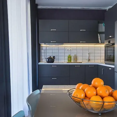 Stylish Loft Downtown 塞萨洛尼基