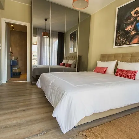 公寓 Stylish Loft Downtown 塞萨洛尼基