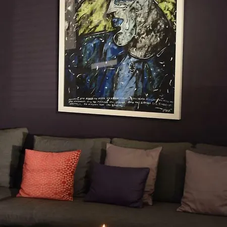 Stylish Loft Downtown * 塞萨洛尼基